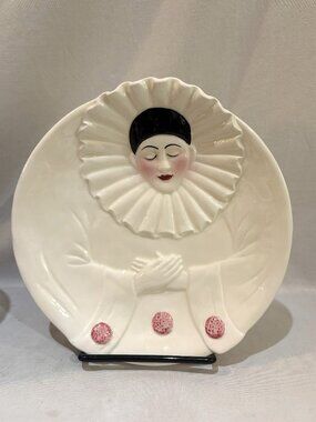 VTG 1991 Pierrot Display Plate Hand Painted Mime Ruffled Collar Strata Group